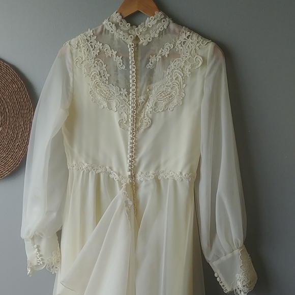 Vintage 70s Party Time Fashions wedding dress - Picture 6 of 11